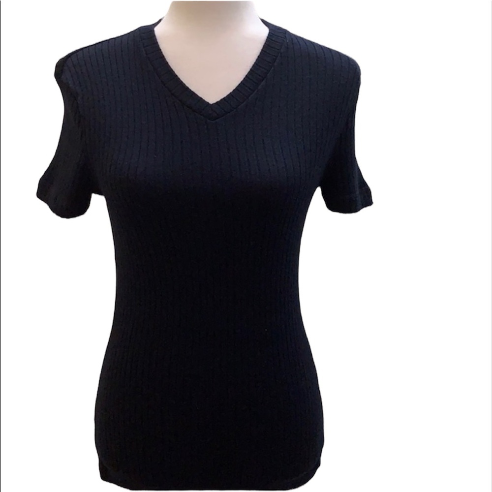 Auth Dolce and Gabbana D&G knit ribbed V neck top black shortsleeved shirt